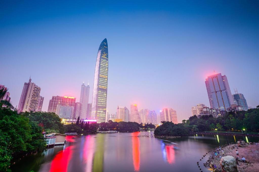 Vienna Hotel - Shenzhen Dongmen Hubei Metro Station Екстер'єр фото