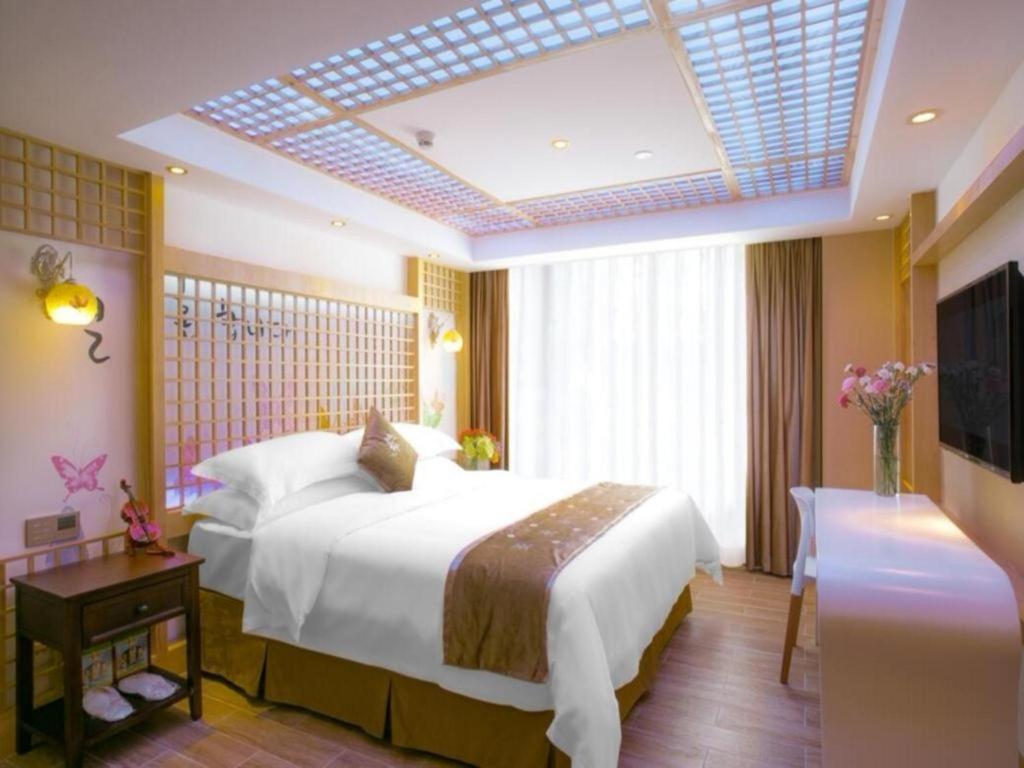 Vienna Hotel - Shenzhen Dongmen Hubei Metro Station Екстер'єр фото