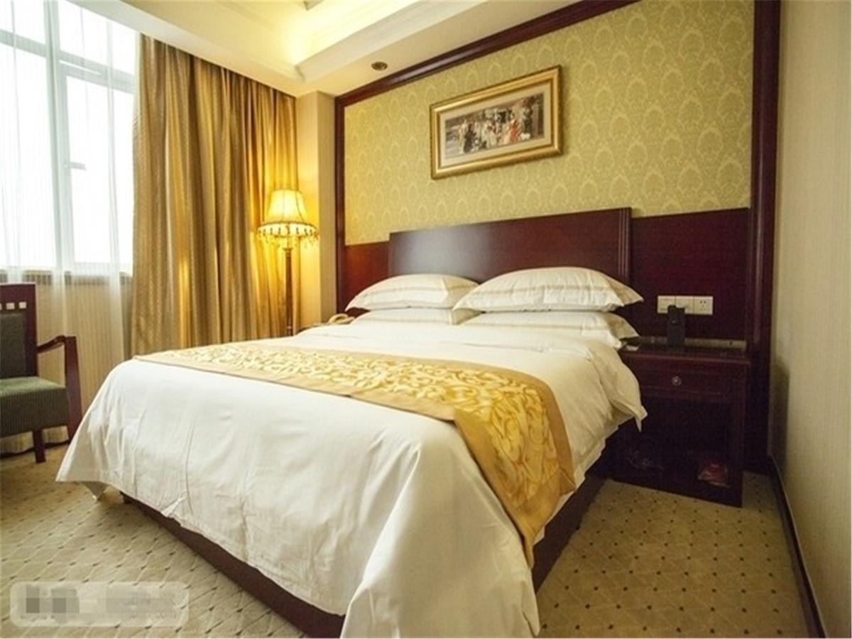 Vienna Hotel - Shenzhen Dongmen Hubei Metro Station Екстер'єр фото